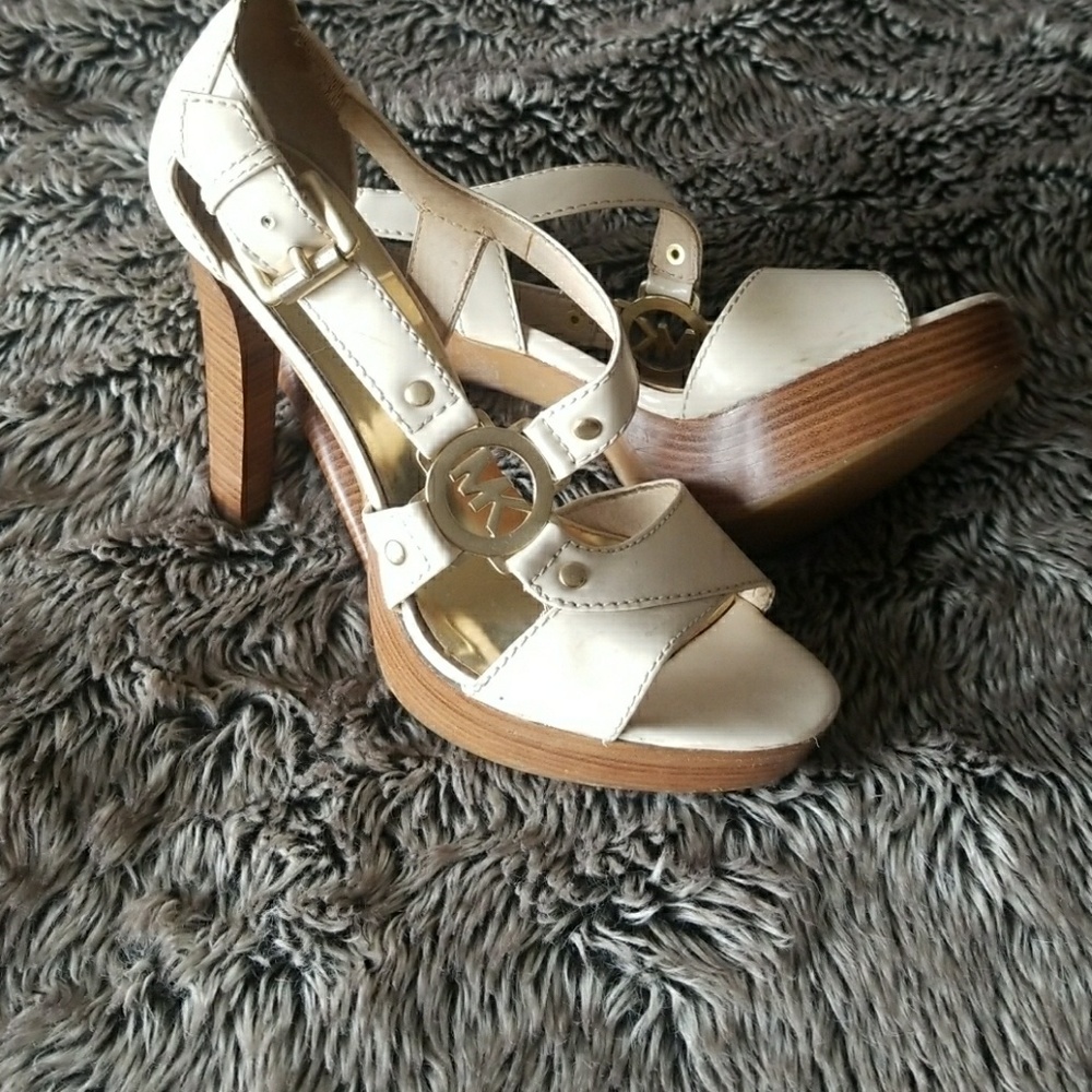 Cream and Gold Michael Kors Heels